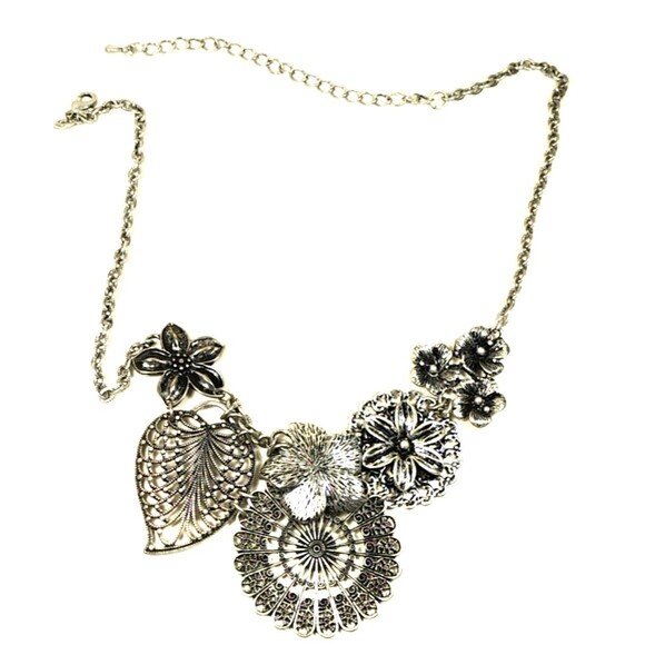 Statement Bib Necklace Chunky Floral Silver Tone Adjustable Chain Pendant Women - Picture 1 of 6